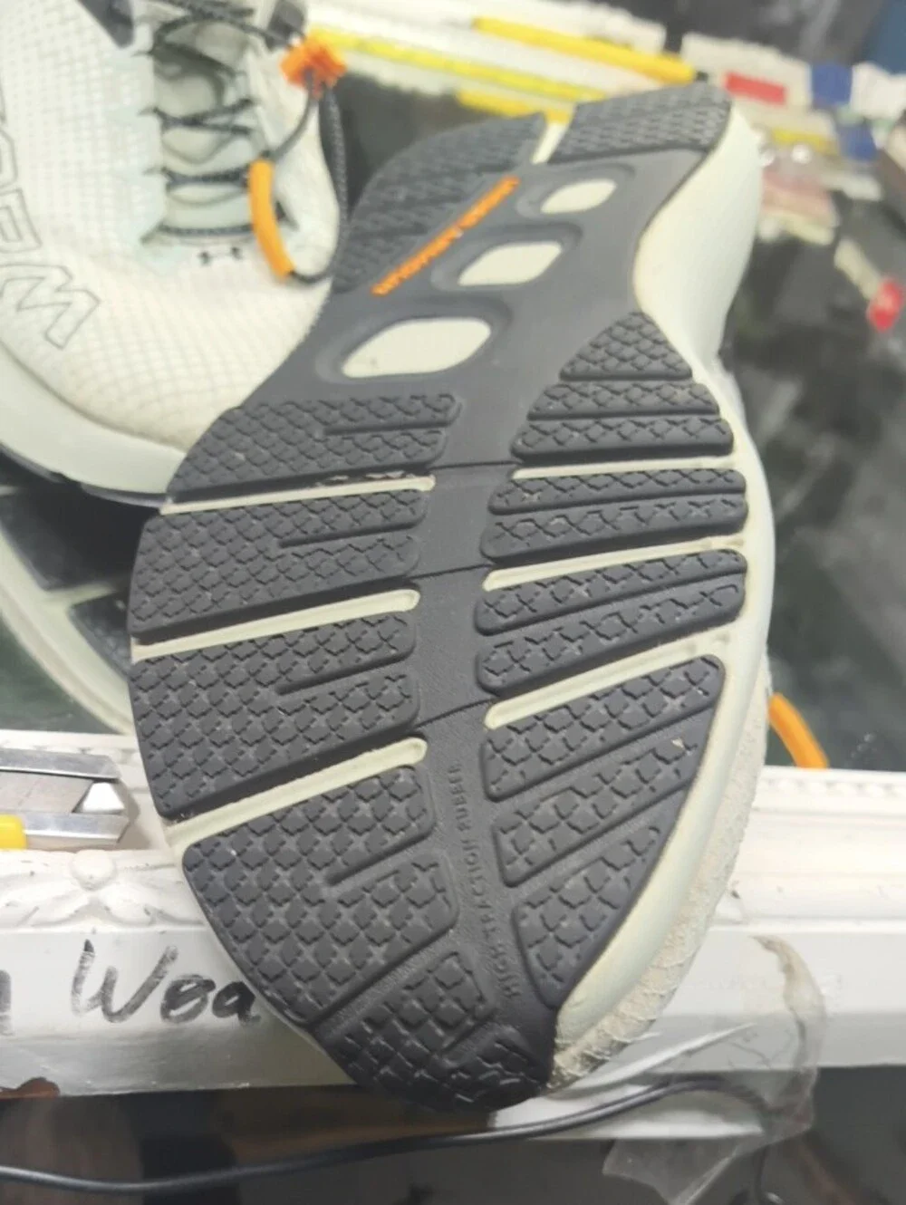 Under Armour HOVR Phantom 3 SE Storm slight grey IntelliKnit RARE